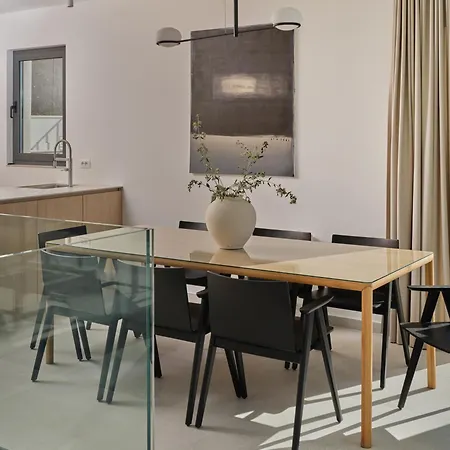 Вілла A'more - Seafront Retreat *