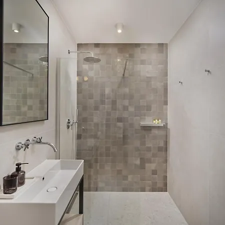 A'more - Seafront Retreat