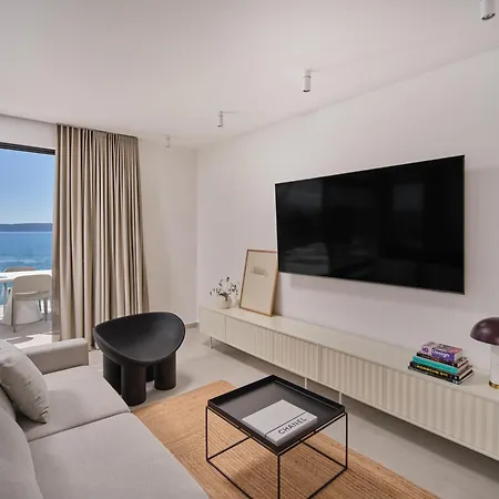 Vila A'more - Seafront Retreat Trogir