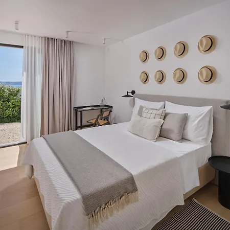 A'more - Seafront Retreat فيلة *