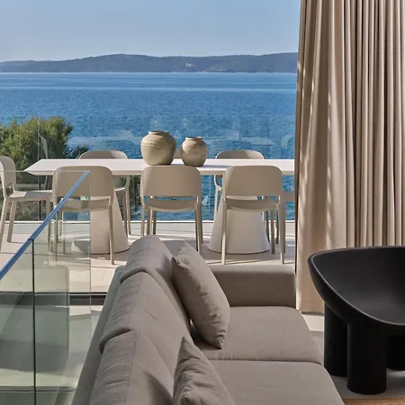 A'more - Seafront Retreat Vila Trogir