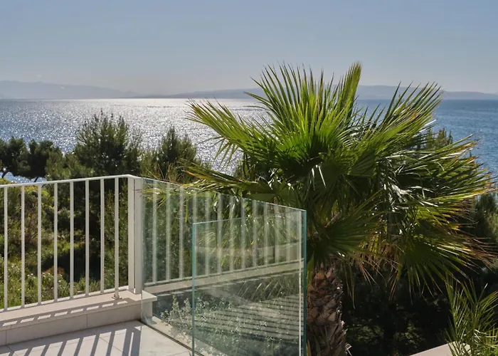 A'more - Seafront Retreat Villa Trogir