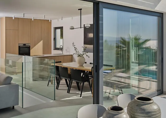 A'more - Seafront Retreat