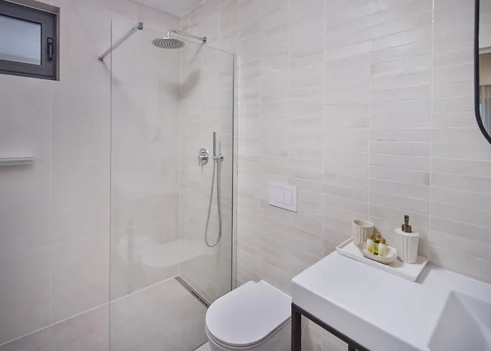 A'more - Seafront Retreat * Trogir