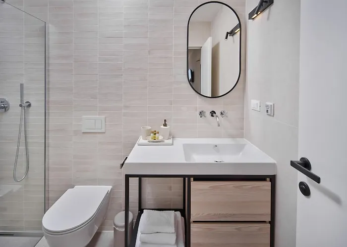 Villa A'more - Seafront Retreat *