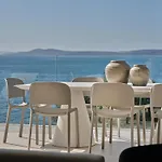 Villa A'more - Seafront Retreat Trogir